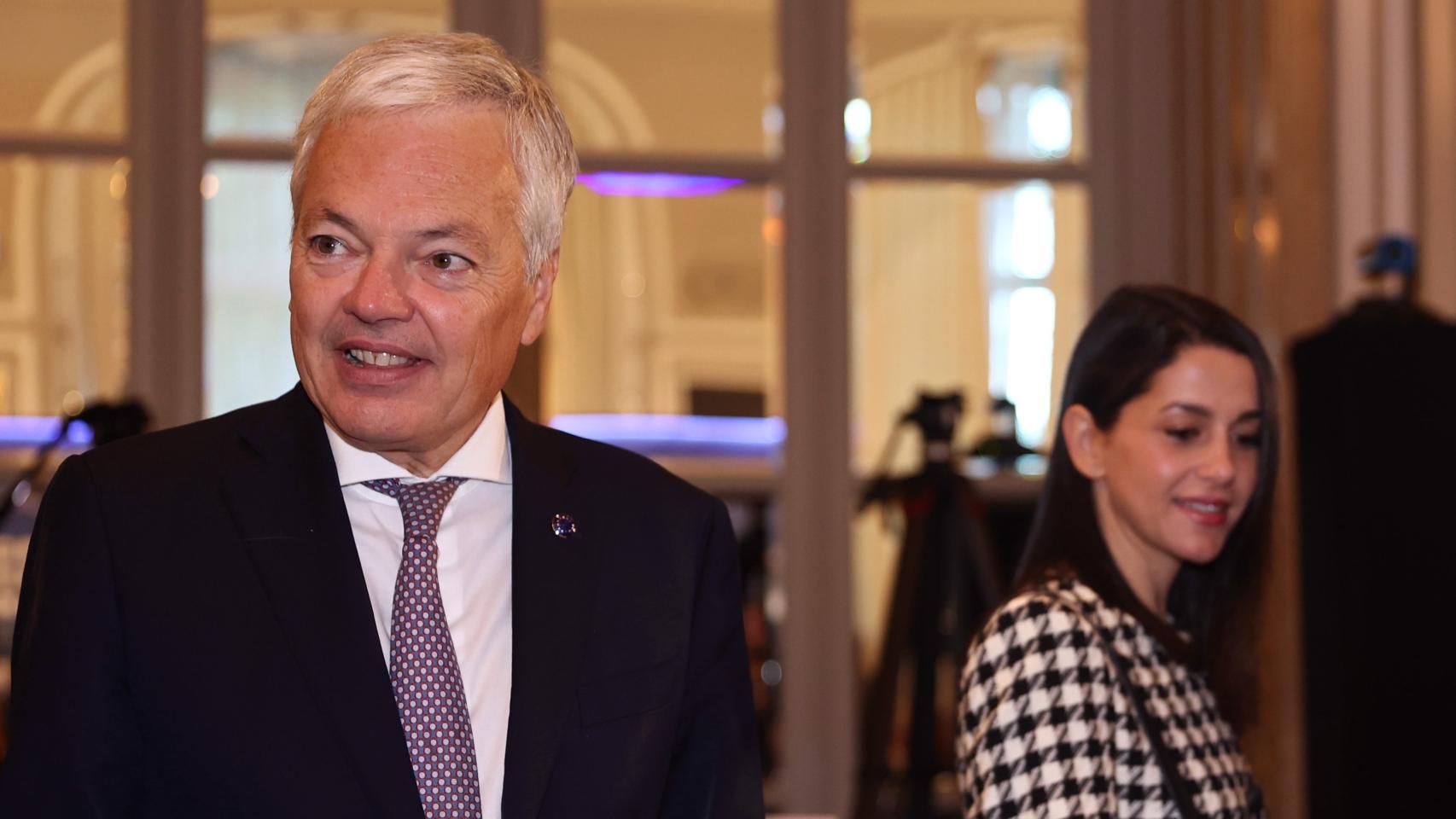 Didier Reynders, comisario europeo de Justicia, junto a Inés Arrimadas, presidenta de Ciudadanos.