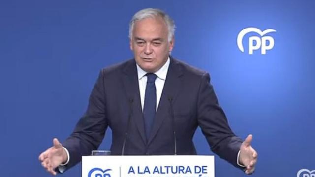 Esteban González Pons, en la rueda de prensa de este lunes./