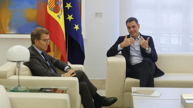 Alberto Núñez Feijóo y Pedro Sánchez en la Moncloa.