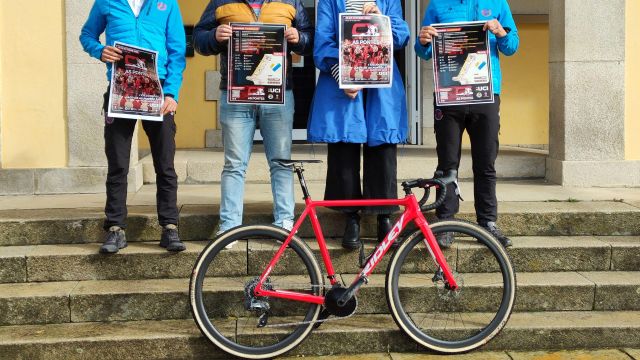 Representantes del club ciclista de la localidad presentaron el evento esta mañana
