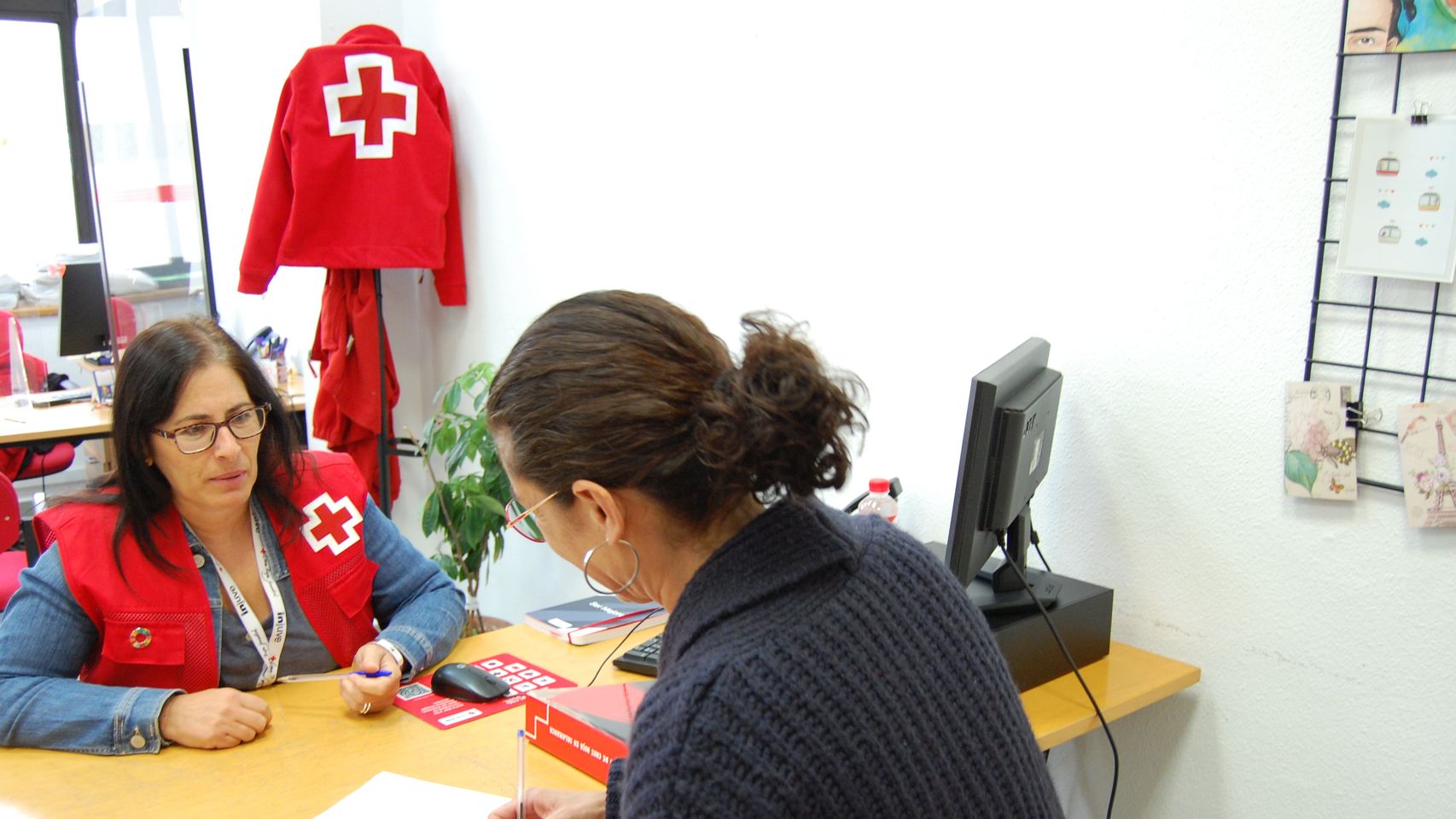 Imagen de una atención de Cruz Roja en Salamanca