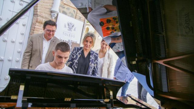 Foto: Twitter @milagrostolon.