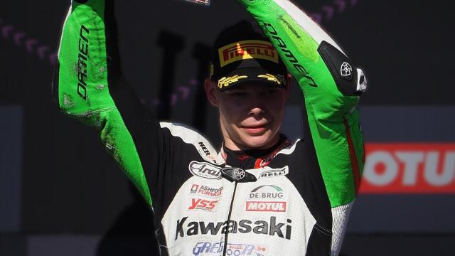Victor Steeman, celebrando una victoria en el Mundial de Supersport