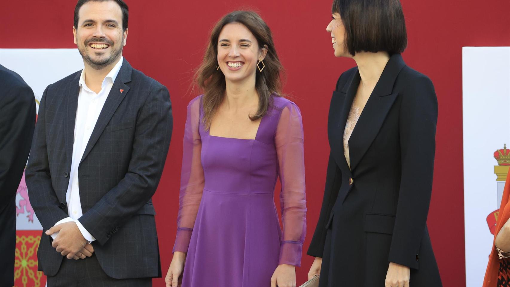 Las imágenes del 12-O: del vestido morado de Irene Montero al saludo Feijoo-Abascal