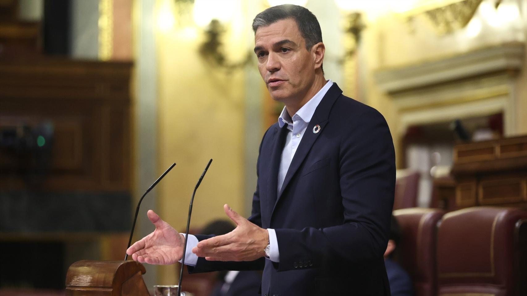 El presidente del Gobierno, Pedro Sánchez, interviene durante una sesión plenaria en el Congreso de los Diputados.