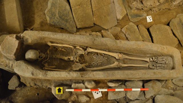 Tumba de uno de los individuos analizados. Foto: Patxi Pérez Ramallo