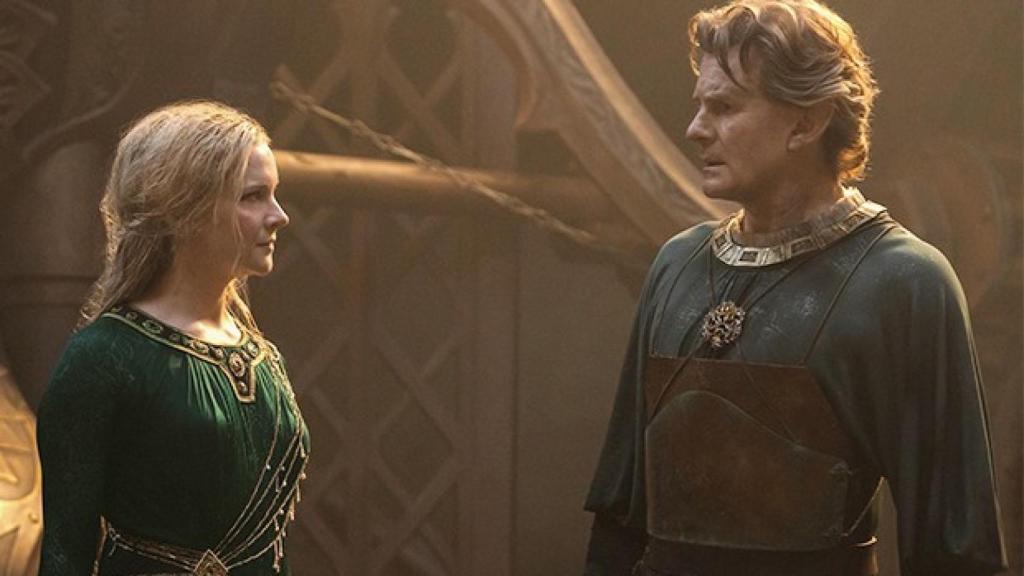 Galadriel y Celebrimbor en el episodio final.