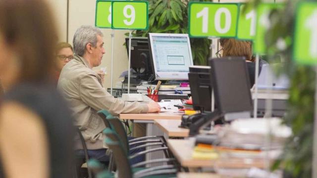 Una oficina de tramitación de prestaciones, en imagen de archivo.
