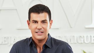 Alejandro de Miguel, el diseñador fetiche de 'influencers' de todas las edades