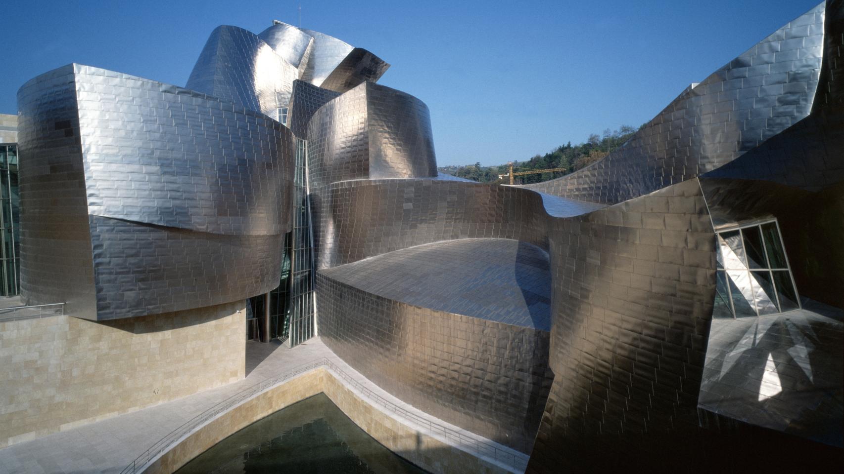 Vista del Museo Guggenheim Bilbao desde La Salve.