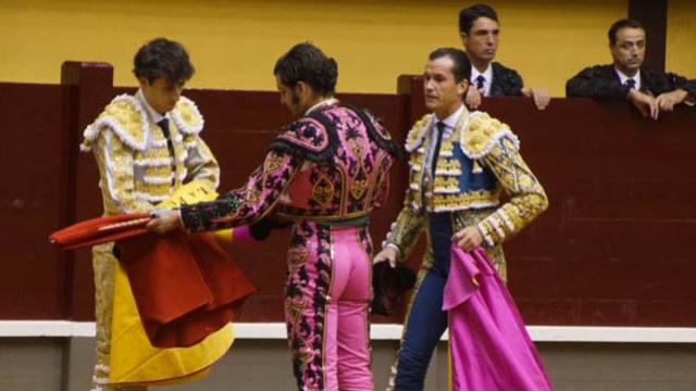 El salmantino Antonio Grande toma la alternativa de manos de Morante, y de testigo Luque