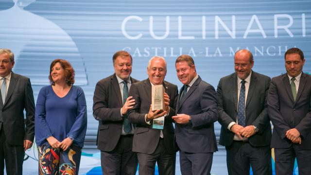 Galardón entregado al toledano Adolfo Muñoz.