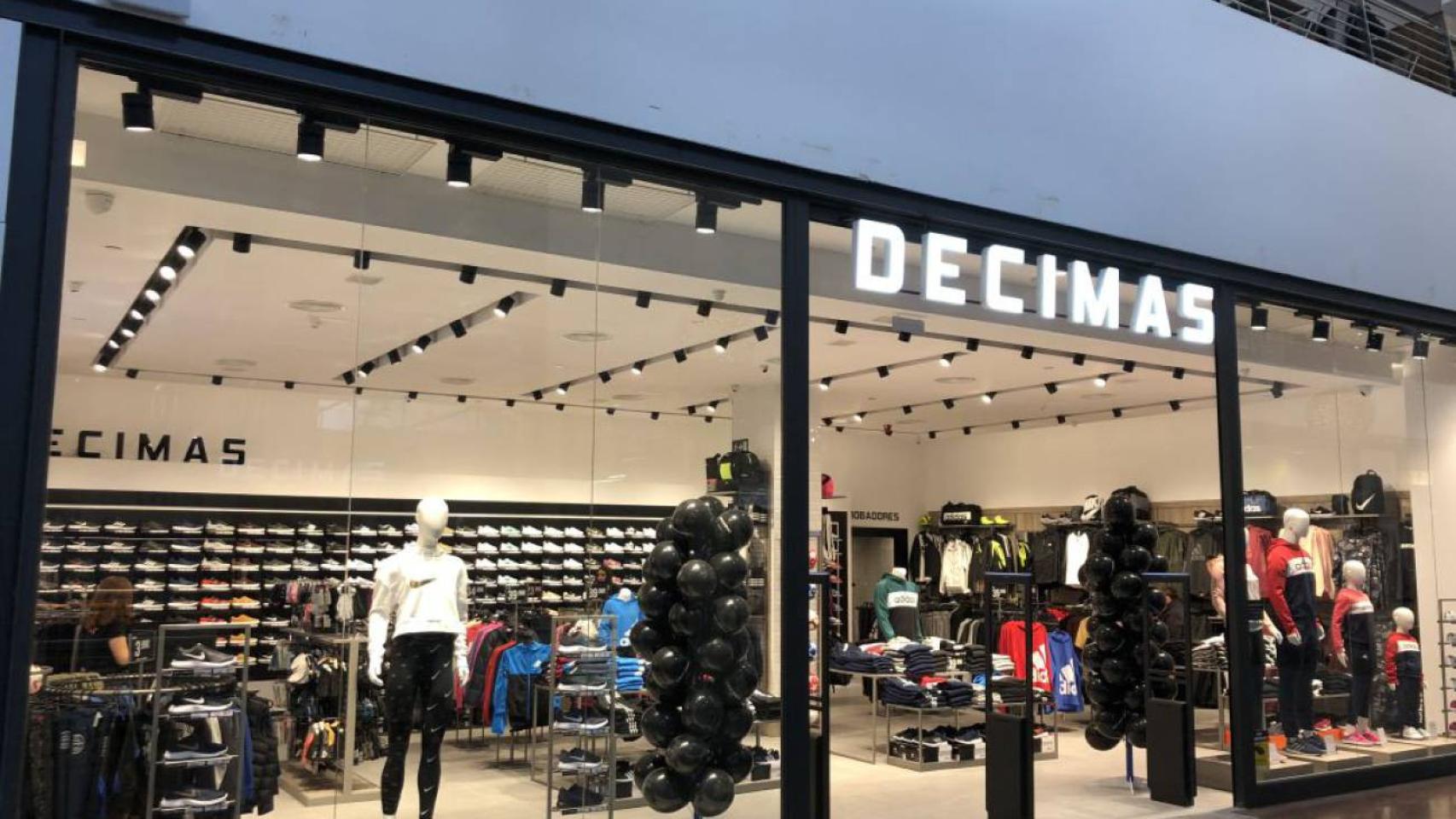 Fachada de Decimas.