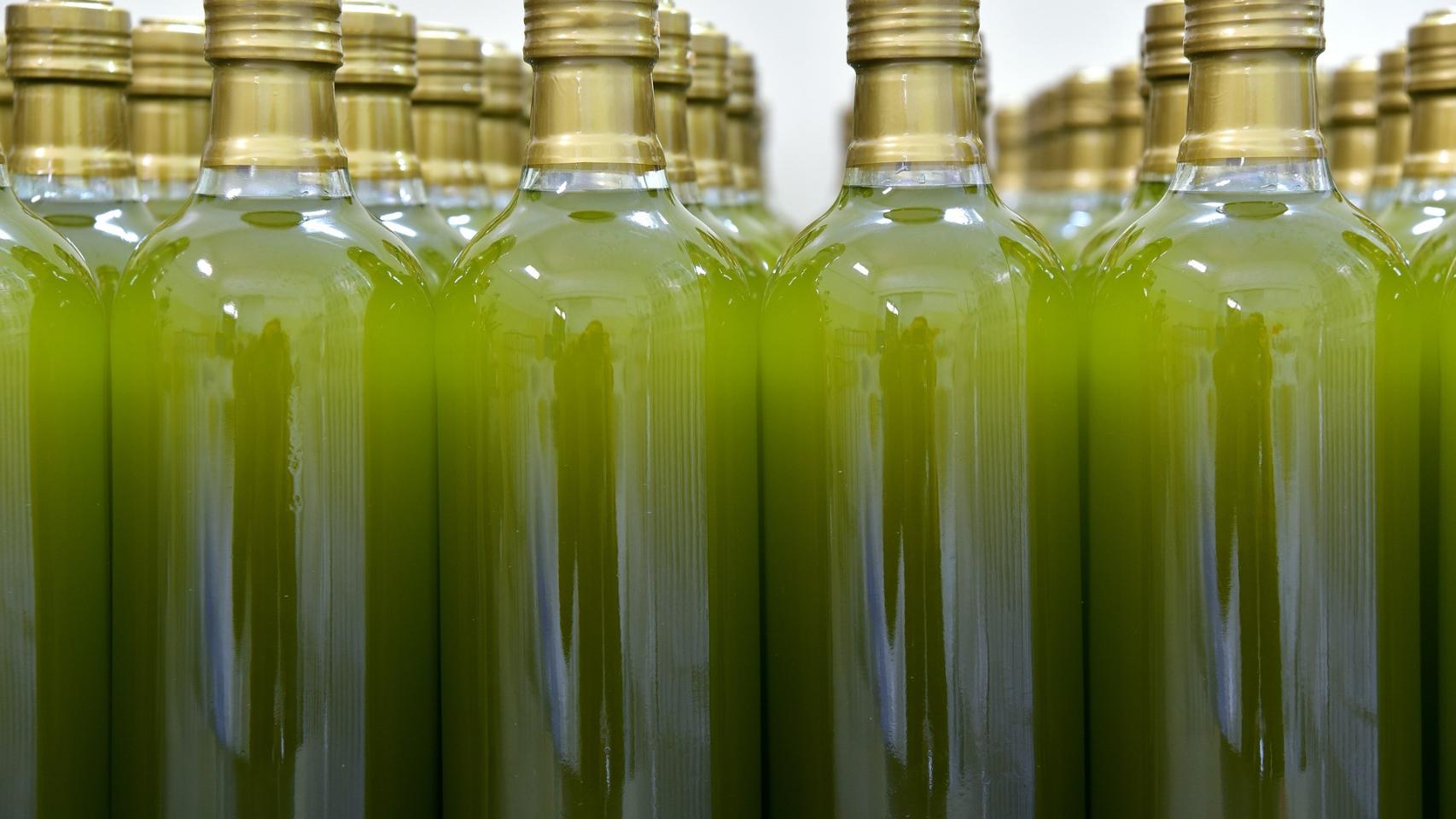 Botellas de aceite de oliva.