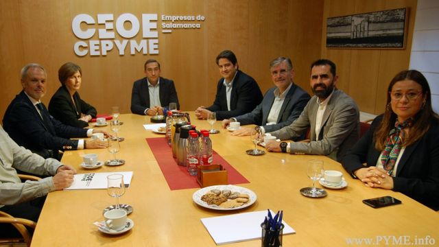 Los empresarios de automoviles de Salamanca, en la reunión con Eloy Ruiz