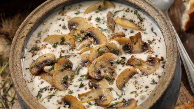 Receta de crema de champiñones.