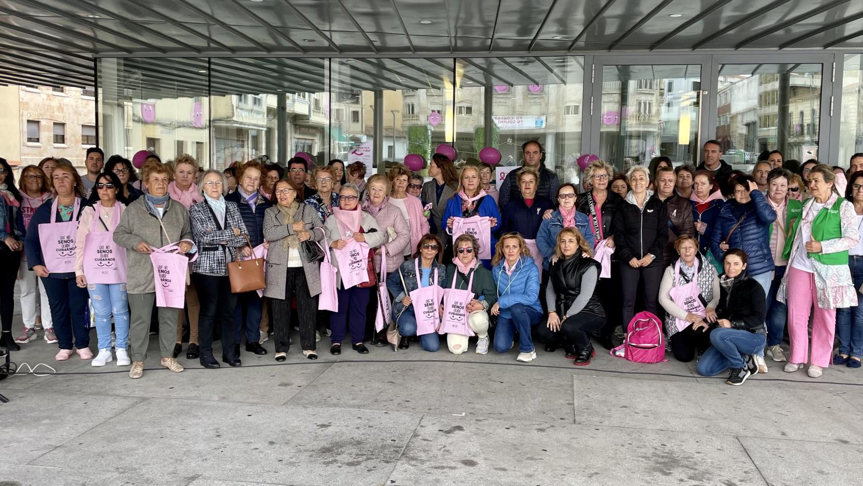 Guijuelo se suma a la conmemoración del Día Mundial de la lucha contra el cáncer de mama