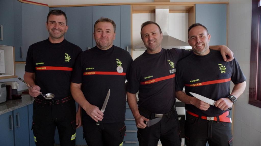 Los bomberos de Almendralejo.