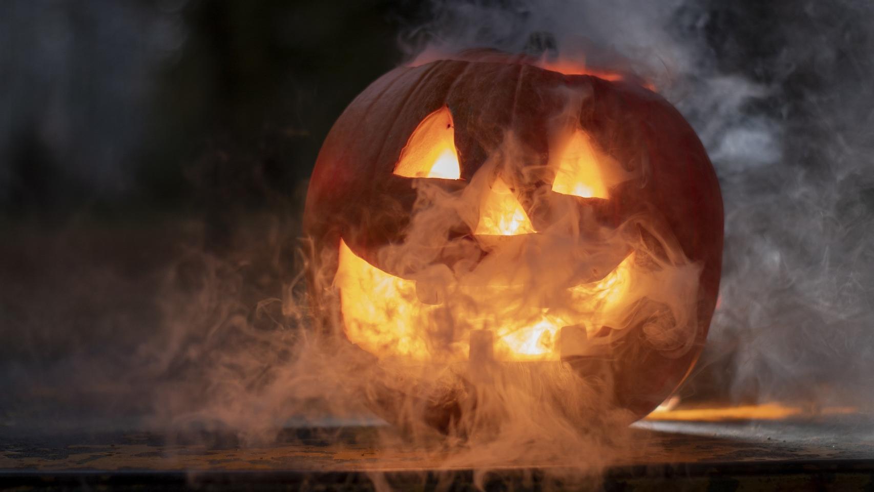 ¿Sabes por qué se usa el color naranja en Halloween? El motivo te sorprenderá