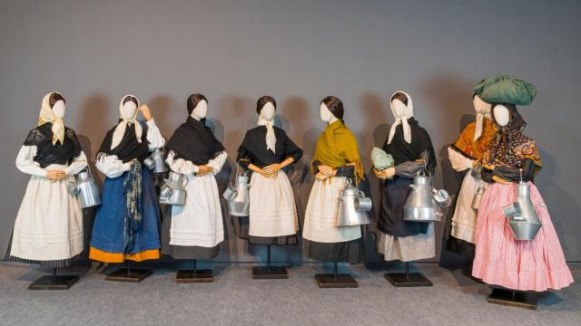 Muestra Ruth Matilda Anderson. Unha viaxe pola indumentaria tradicional de Galicia.