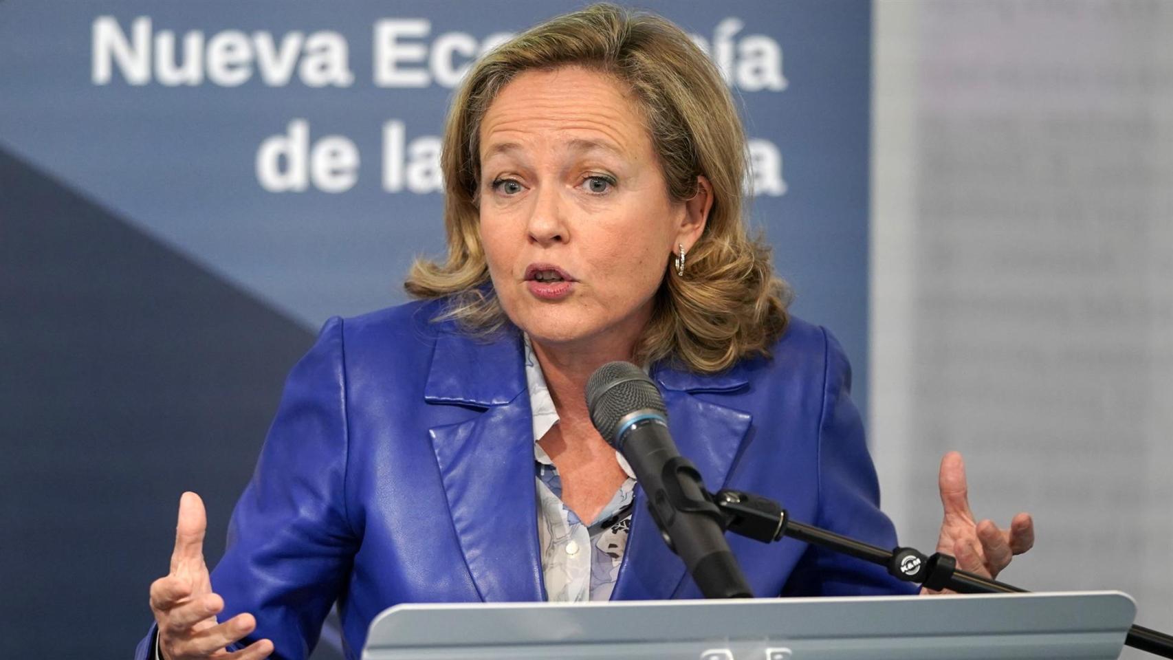 Nadia Calviño, vicepresidenta del Gobierno, durante su intervención en un evento en el pabellón español de la Feria Internacional del Libro 2022.