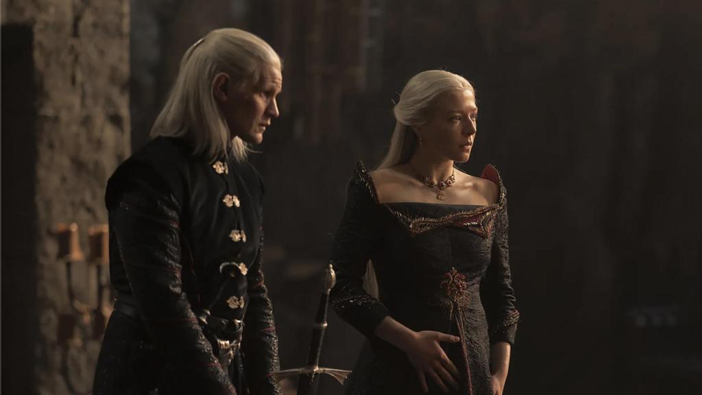 Daemon y Rhaenyra en el final de temporada de 'La casa del dragón'.