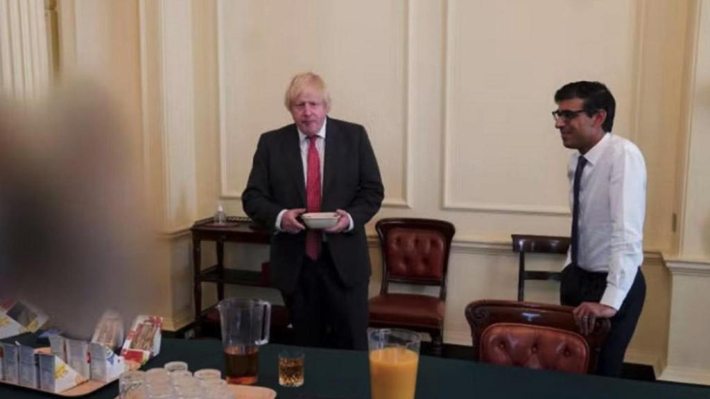 Rishi Sunak participó en las partygates.