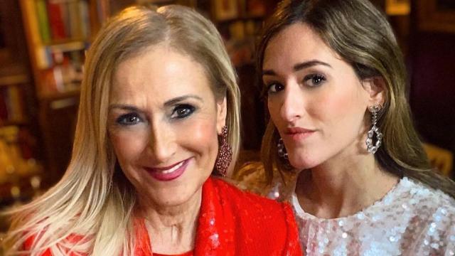 Cristina Cifuentes junto a su hija, Cristina Aguilar, en una imagen de sus redes sociales.