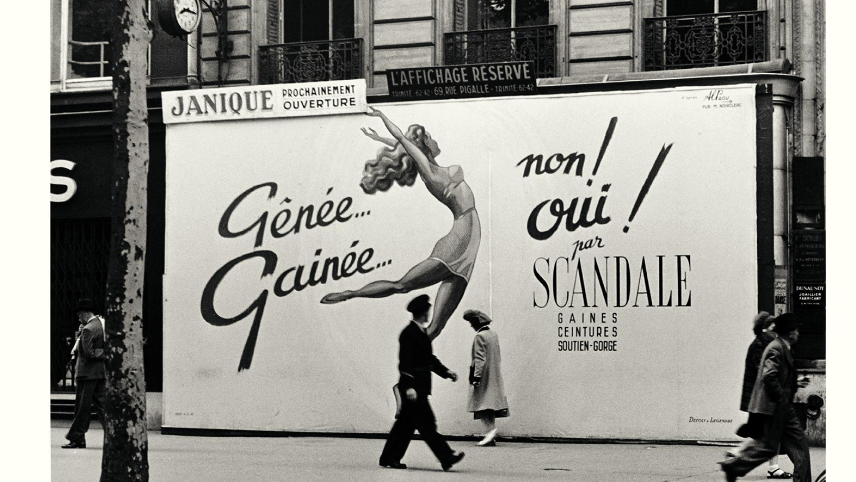 Ilse Bing: 'Scandale', 1947. © Estate of Ilse Bing / Victoria and Albert Museum, London
