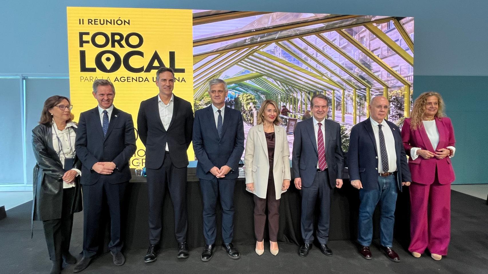 La ministra de Transportes durante el Foto Local para la Agenda Urbana hoy en Vigo.