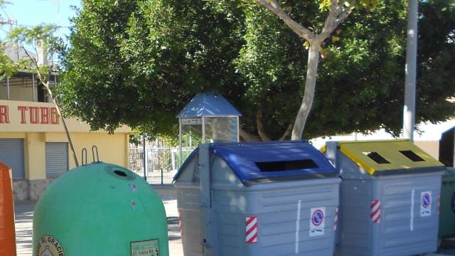 Contenedores de basura en San Vicente del Raspeig.