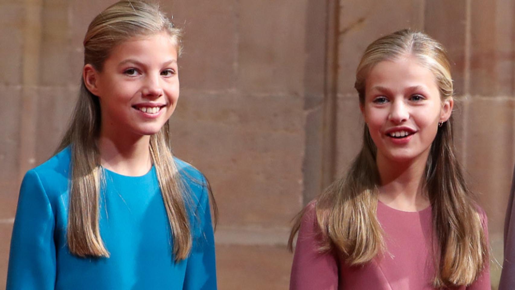 Las infantas Leonor y Sofía en Oviedo, en el año 2019.