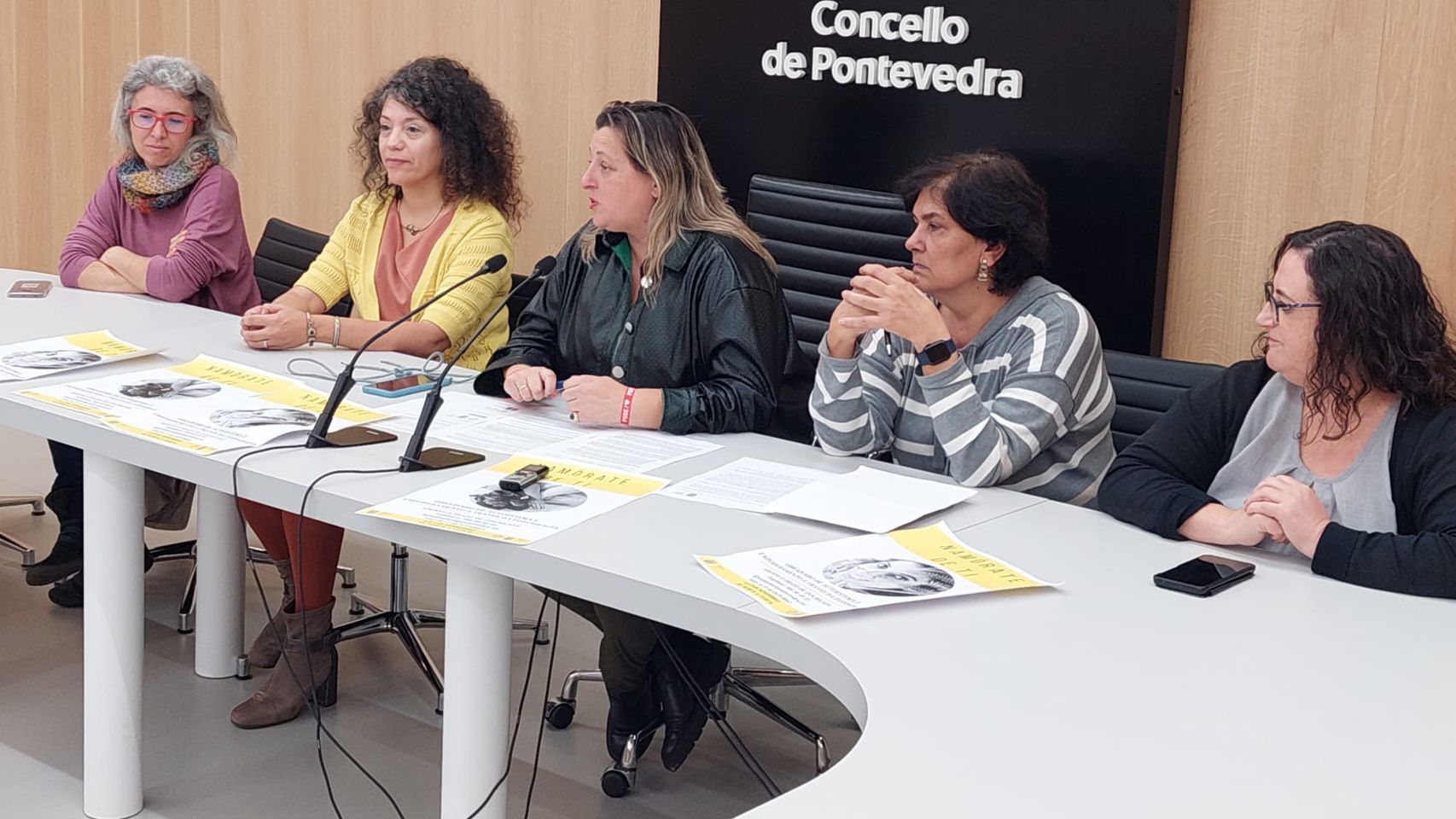 Presentación de la programación por el 25N.