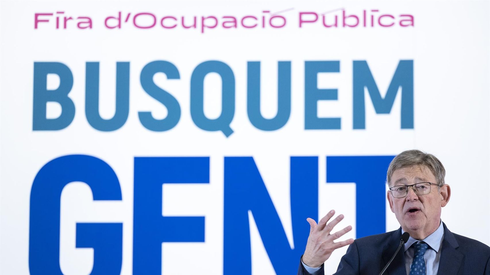 Ximo Puig en la Feria de Trabajo Público.