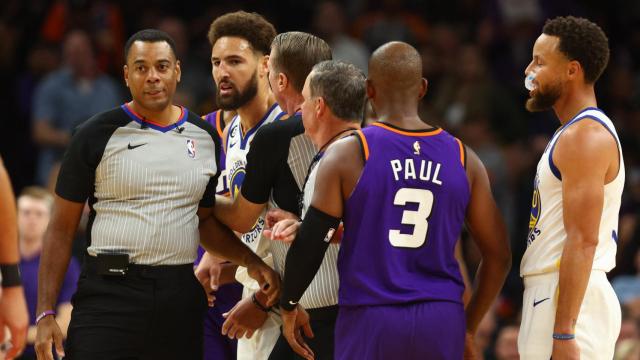 Klay Thompson, durante su fuerte discusión com Devin Booker