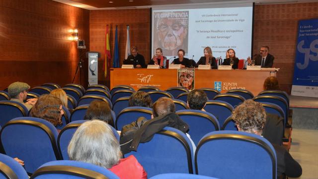 Inauguración del encuentro en el Centro de Visitantes del Parque Nacional Islas Atlánticas de Galicia.