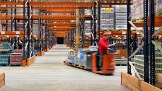 Se necesitan 1.750 mozos de almacén para un centro logístico cercano a Castilla-La Mancha