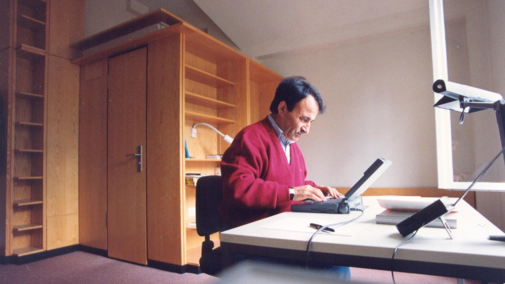 Carlos Casares.