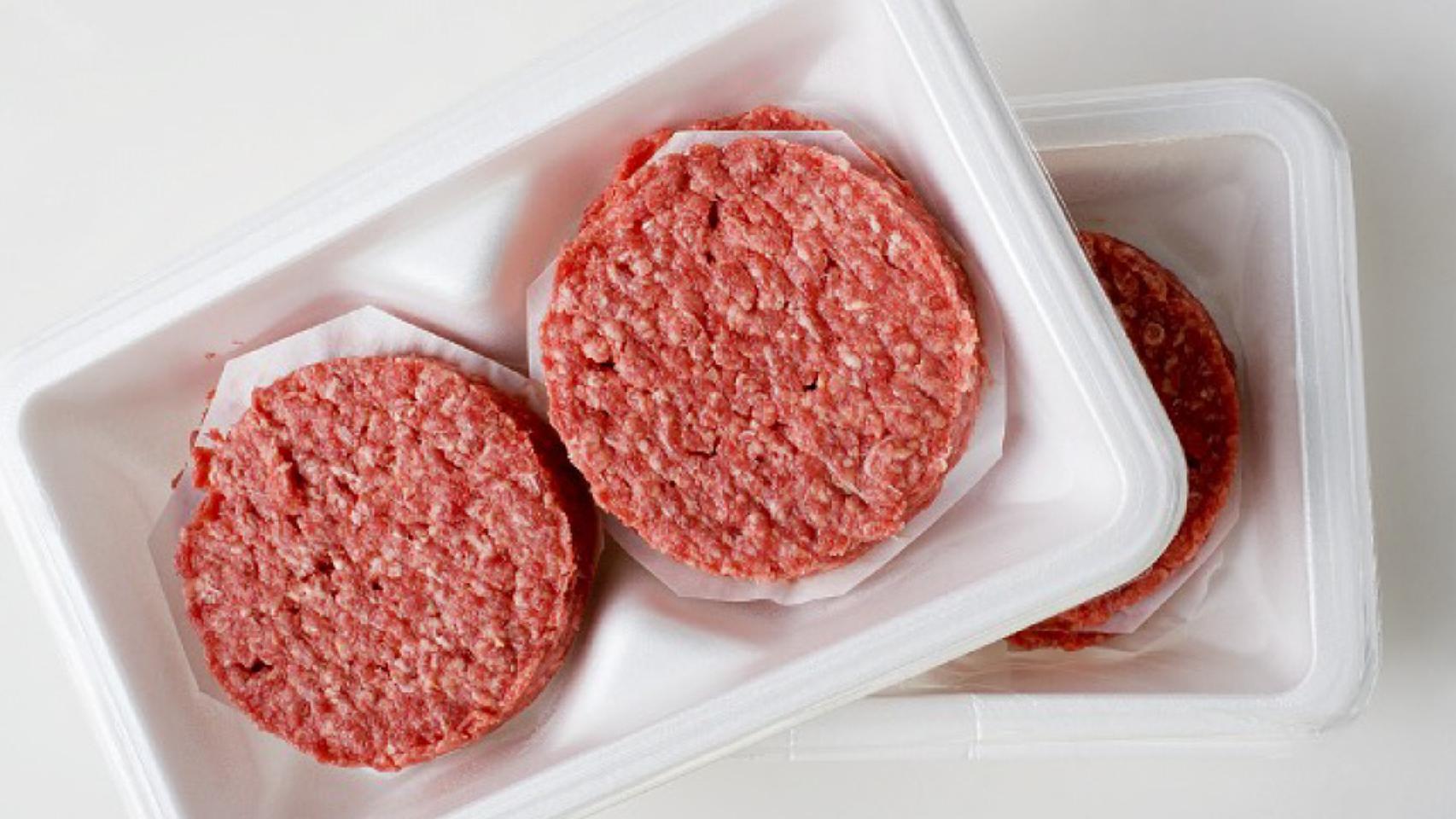 AESAN lo confirma: estas son las hamburguesas del súper que pueden tener trozos de plástico y no se deben consumir