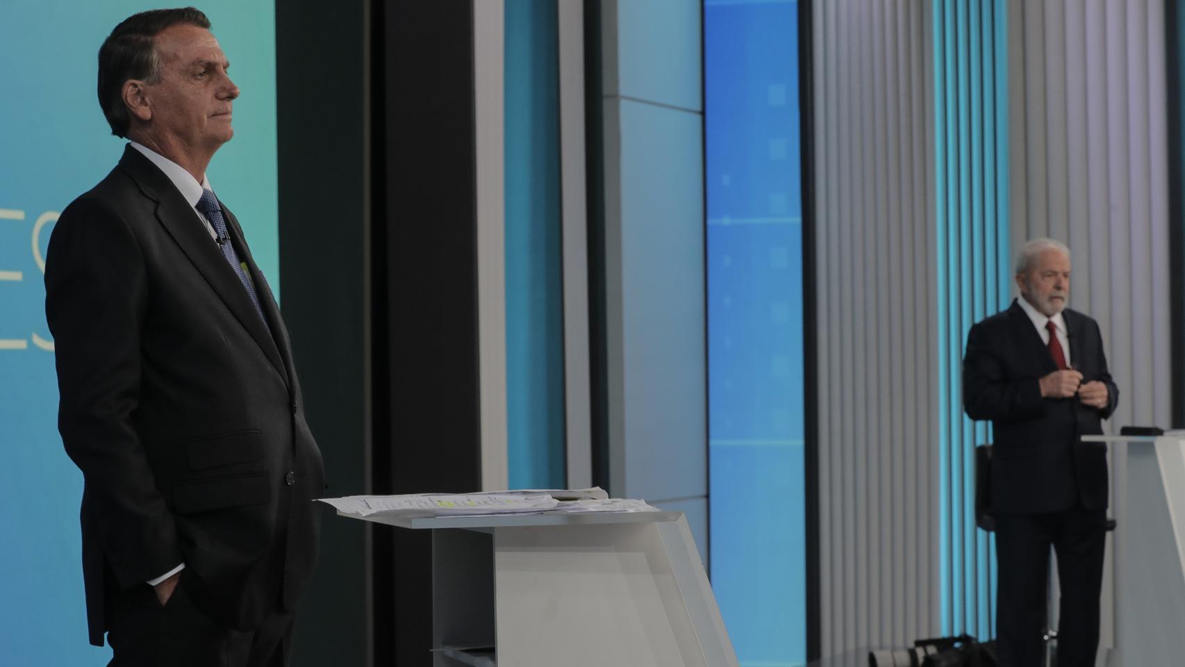 Bolsonaro y Lula en su último debate este viernes antes de las elecciones de Brasil.