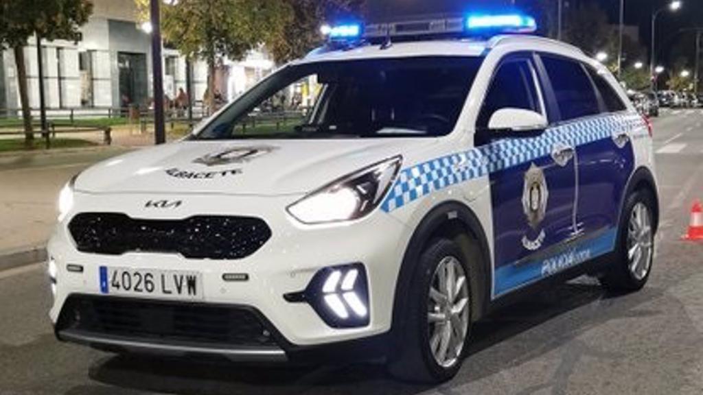 Vehículo de la Policía Local de Albacete.