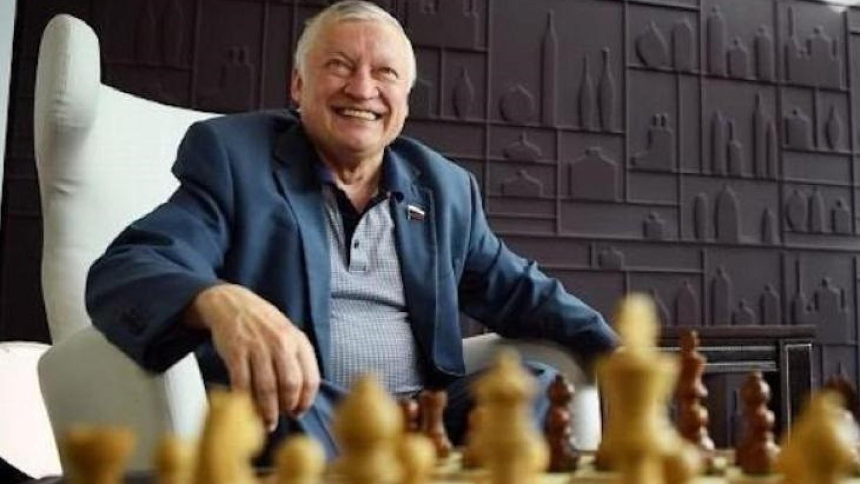 Anatoli Kárpov, el excampeón del mundo de ajedrez.
