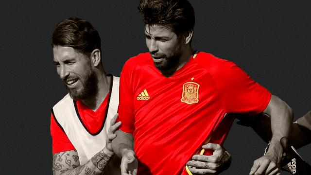 Sergio Ramos y Gerard Piqué, con la Selección