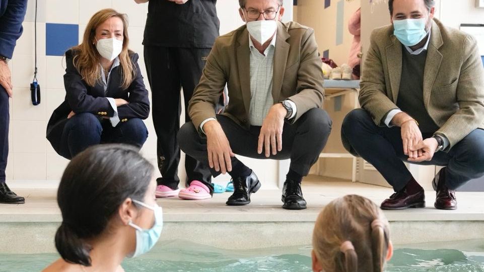 Feijóo conoce el centro que situará a Guadalajara en la vanguardia de la rehabilitación neurológica