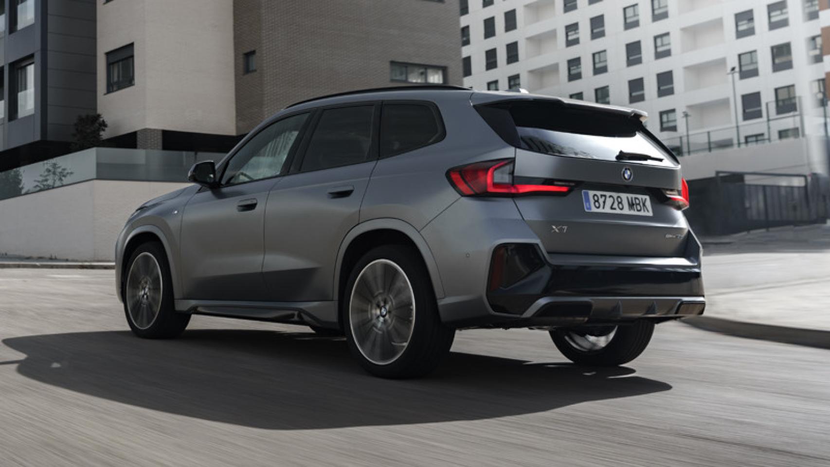 Galería de fotos del nuevo BMW X1 2023: ahora con versiones híbridas enchufables y variante eléctrica