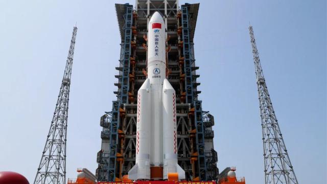 Un cohete chino Long March 5B
