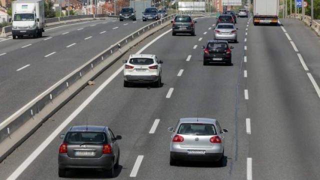 Imagen de archivo de varios coches.