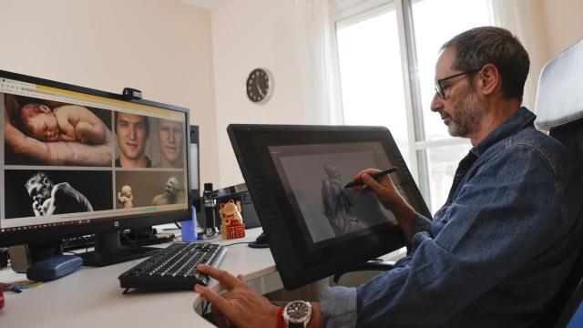 Rafa Zabala, en su estudio en Serra.