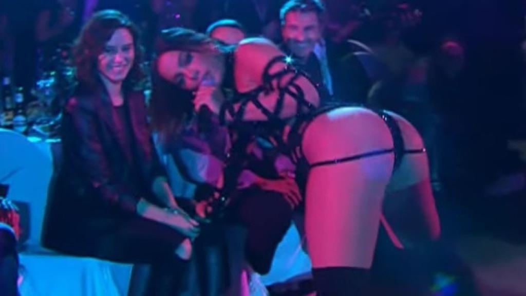 Anitta e Isabel Díaz Ayuso.