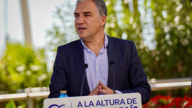 Elías Bendodo en un acto del PP celebrado en Estepona (Málaga), el pasado domingo.